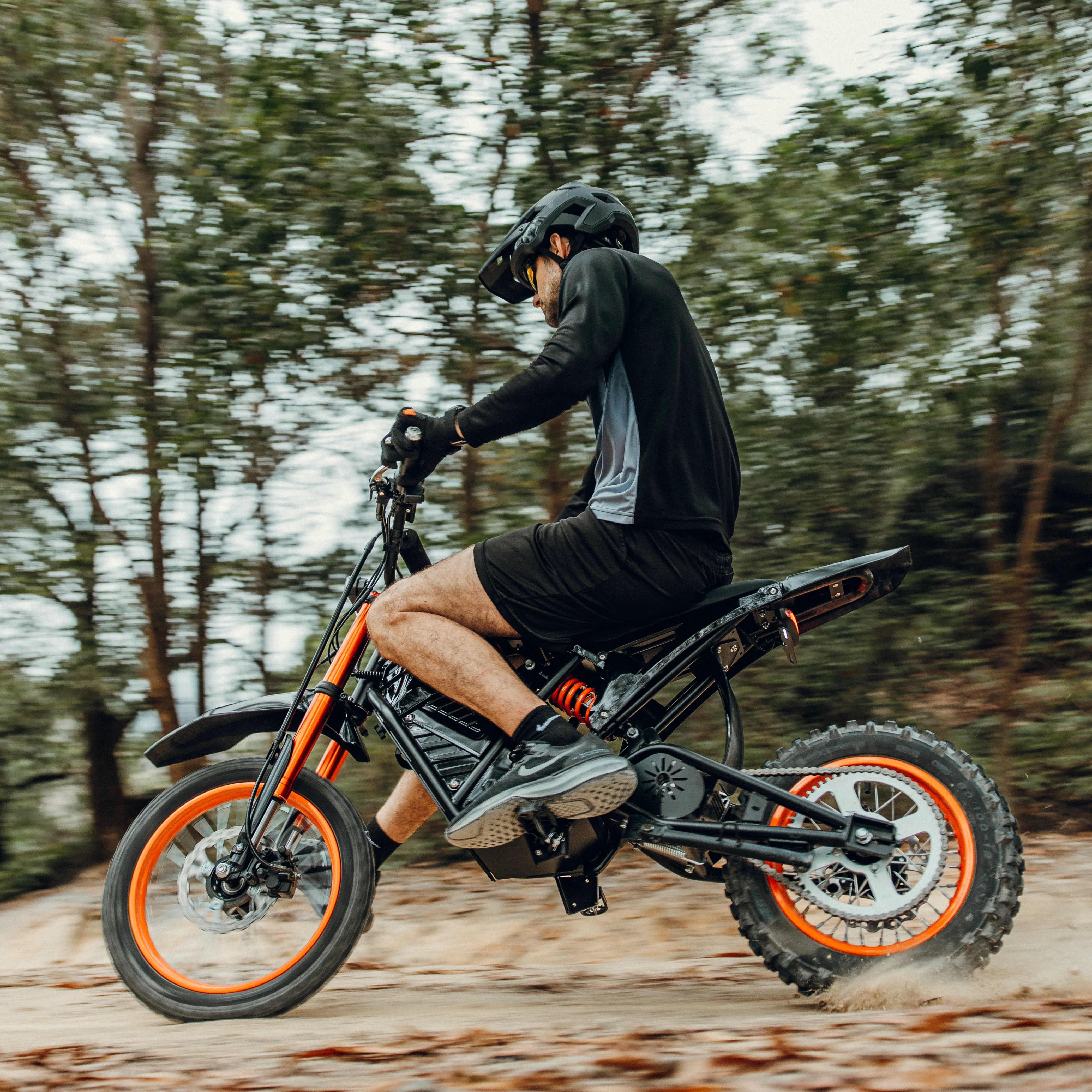 Vela E5 Dirt Electric Bike for Kids & Adults - Image 9